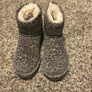Bear paw cheetah print booties